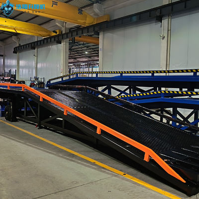 10 Tons Black Mobile Dock Ramp Warehouse Portable Truck Loading Ramp