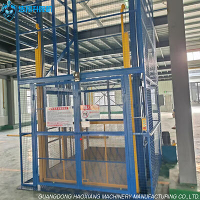 Good price DSL3-8 CE/ISO Cargo Lift Wall Mounted Freight Elevator Hydraulic Cargo Elevator Lift online