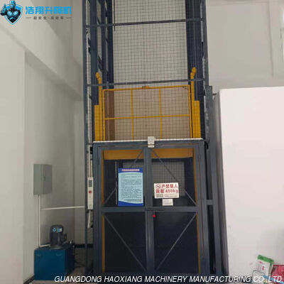 Harga yang bagus Panduan Rel Gudang Platform Angkat Barang Hidrolik Elevator Barang on line