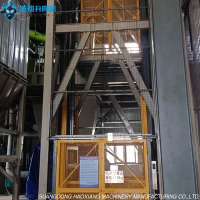 Harga yang bagus Platform Angkat Barang Lift Kargo Disetujui CE 3t 3stop di Gudang on line
