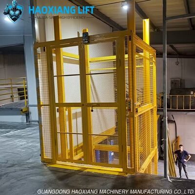Un bon prix. Ascenseur de fret hydraulique vertical - Élévation 6M & Capacité 1Tonne - Plateforme fixe à contrôle facile en ligne