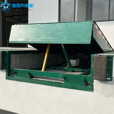 Indurstrial Steel Truck Fixed Dock Leveler Hydraulic 6-20T for Cargo Loading Unloading