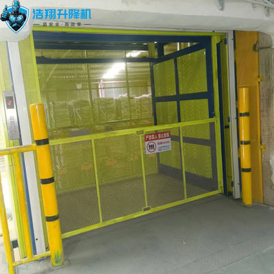 Yellow Profrated Metal Industrial Cargo Lift System Hydraulic Lift For Warehouse 4T 12M