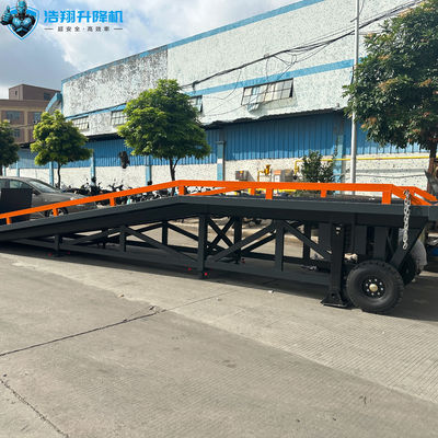 Adjustable Hydraulic Anti-skid Unloading Mobile Warehouse Dock Portable Ramp for Container Loading