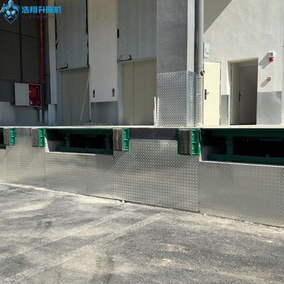 Container Loading And Unloading Cargo Hydraulic Leveler 10T Container Loading Platform