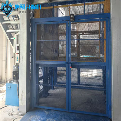 8m White Warehouse Elevator Lift 20000kgs Warehouse Goods Lift Self Customized
