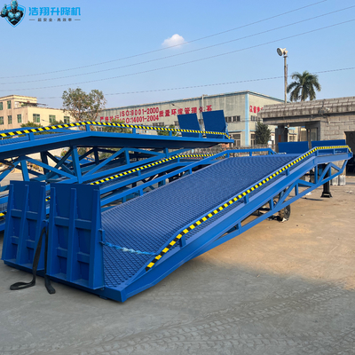 Hydraulic Heavy Loading Capacity Mobile Forklift Container Dock Yard Ramp with CE Certification