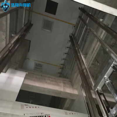 Stainless Steel Hydraulic Guide Rail Cargo Lift 1000-15000kg Capacity
