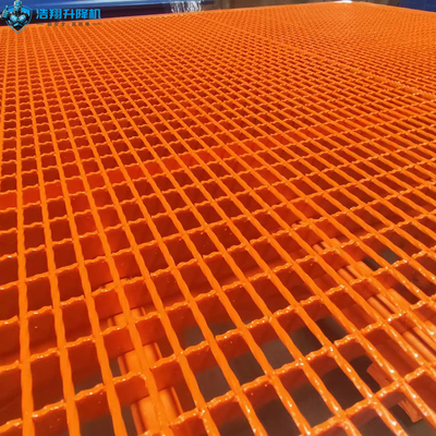 Hydraulic Unloading Mobile Boarding Bridge Foldable Dock Ramp for Container Loading