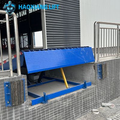 Hydraulic Dock Ramp Blue - Customizable Height 8T-20T - High-Strength No Pit Required for Manufacturing