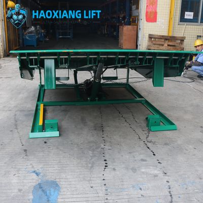 Automatic Loading Bay Dock Leveller Steel Plate Lifter For Cargo Loading And Unloading Hydraulic Loading Dock