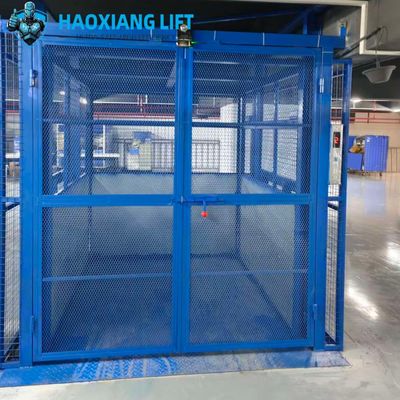 Custom Industrial Indoor Hydraulic Freight Elevator – 2 Tons 6M Four-fold Door & Diamond Mesh Guard