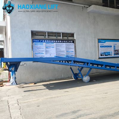 15T Hydraulic Mobile Dock Ramp Heavy Duty - Forklift-Compatible Anti-Slip Diamond Surface