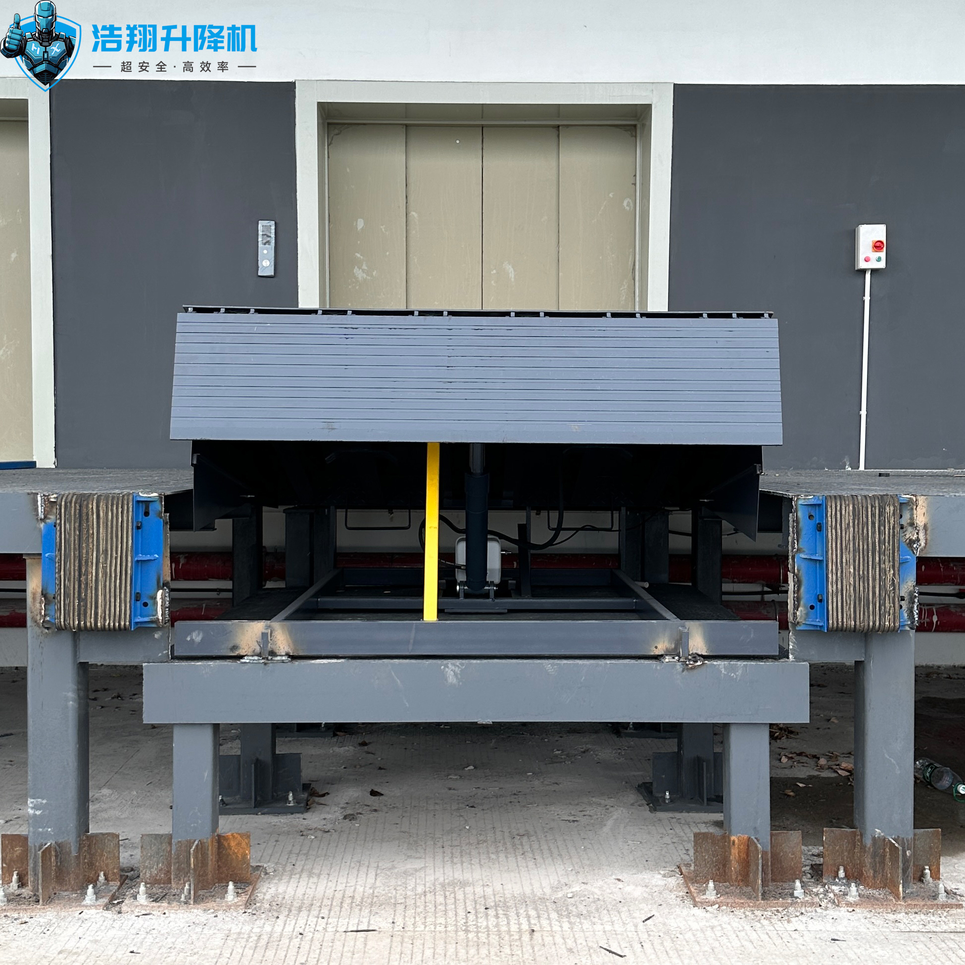 6-20tons Steel Structure Hydraulic Dock Leveler Loading And Unloading Goods