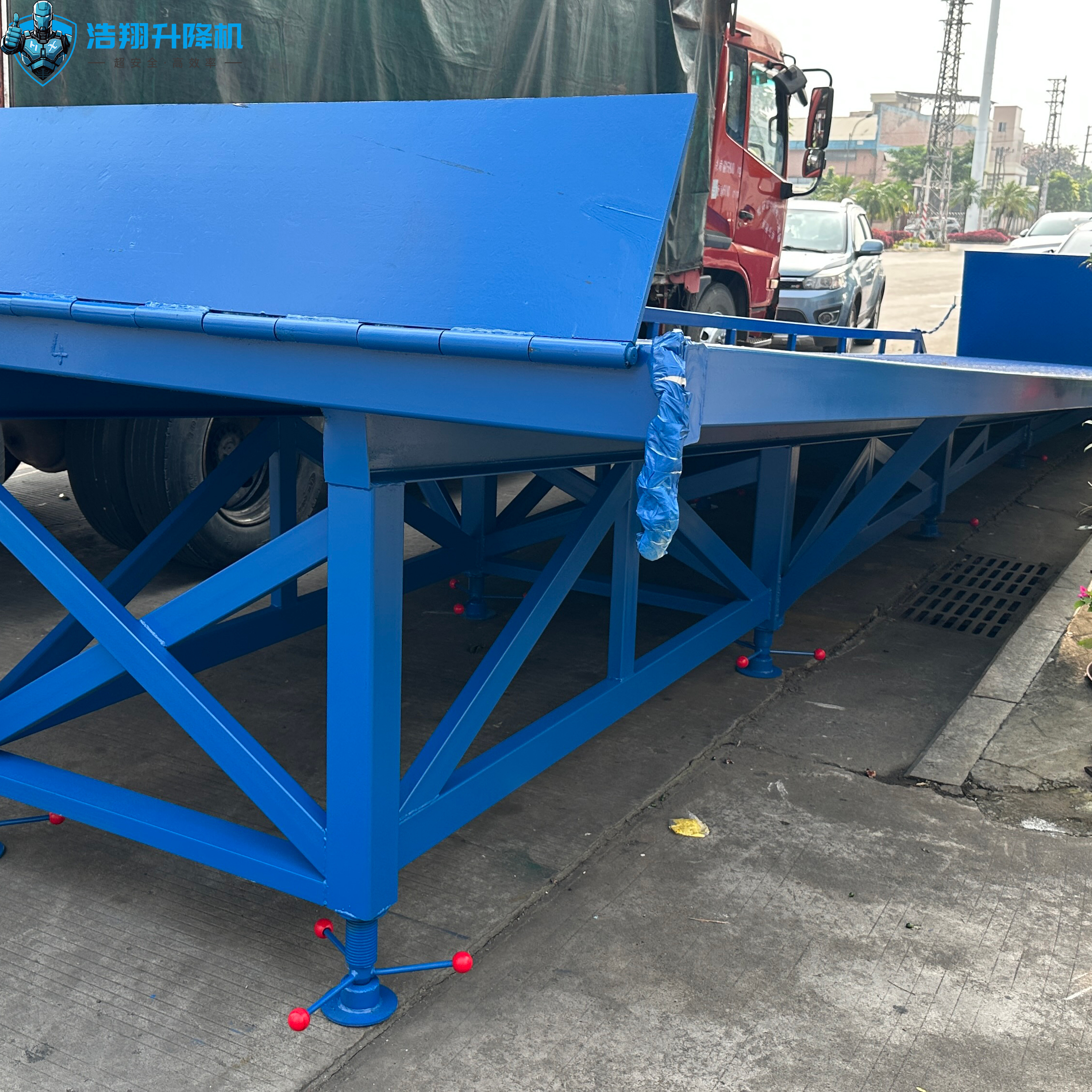 Iso Containe Ramp 10t CE /ISO Blue Portable Container Loading Unloading Hydraulic Mobile ...
