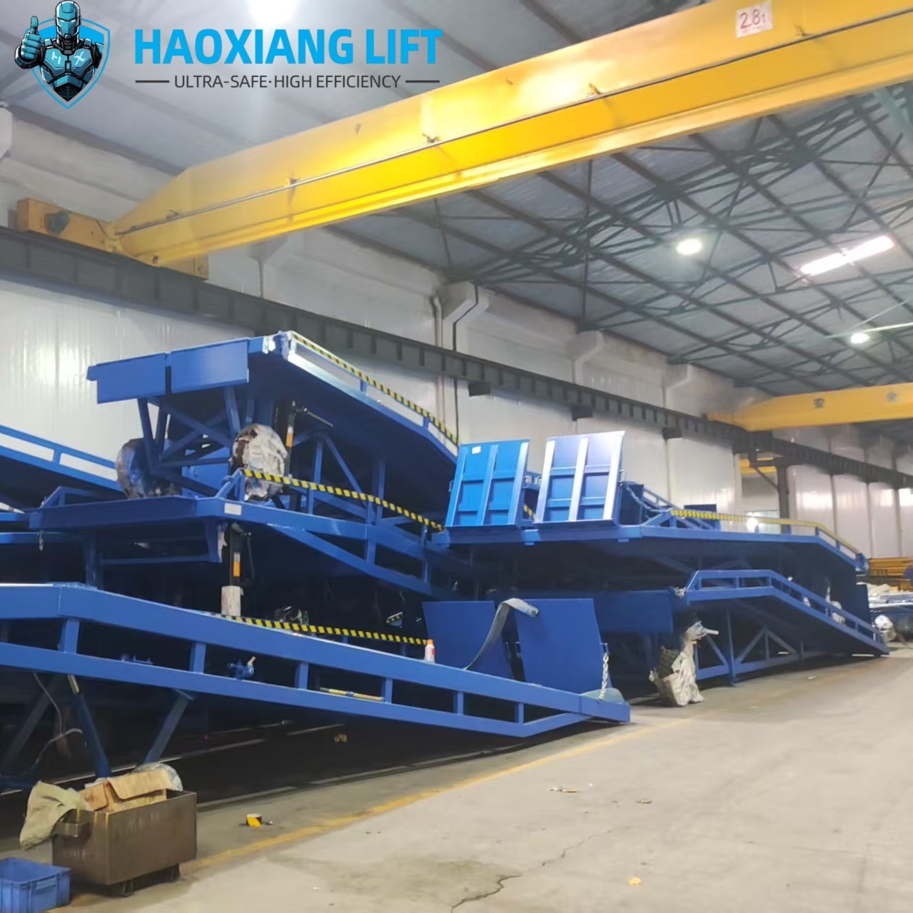 10-Ton Hydraulic Loading Ramp - Forklift-Compatible Non-Slip Surface