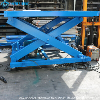 Giá tốt. Cầu nâng cắt kéo cố định bằng thép, bảo hành 1 năm, dùng để nâng người, dụng cụ và vật liệu trực tuyến