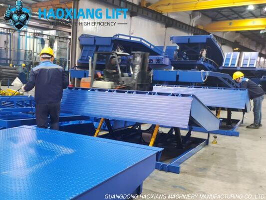 Goede prijs. Vaststaande hydraulische containerdock leveler - met vorkhef gekoppeld staalplatform met automatische hydraulische kracht en veilige toepassing online